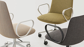 Кресло наклонное 7 позиционное Kori высокое поворотное с алюминиевым основанием с 5 спицами+ газлифт