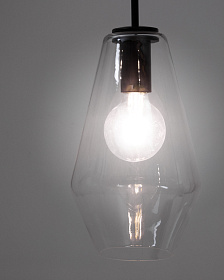 Подвесной светильник Mao из стекла Ø 17 см