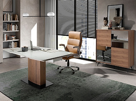 Вращающийся офисный стул 4141/MLM611396 из коричневой экокожи