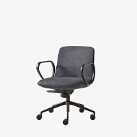 Офисное 7-позиц. кресло Kori со низкой спинкой и алюминиевым основанием + газлифт