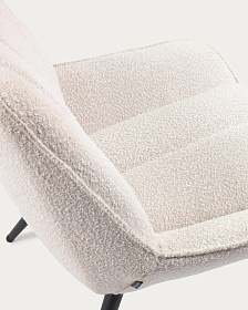 Кресло Marline из белой ткани букле со стальными ножками черного цвета