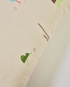 Чехол для подушки из Llaru белого цвета с разноцветными грибами 45 x 45 см
