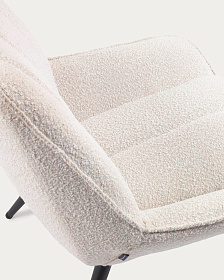 Кресло Marline из белой ткани букле со стальными ножками черного цвета