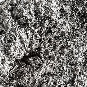 Каменная фигура серого цвета PIEDRA