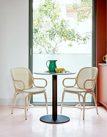 Круглый обеденный стол Flamingo Indoor